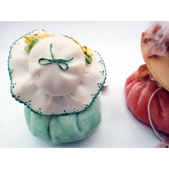 Lot of 2 Cherished Teddies Friends are Spice of Life and Give Life a Hug Vintage - Picture 9 of 14